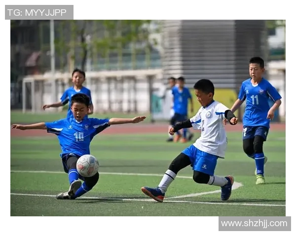 足球社团工作新模式探索与实践促进校园文化建设与学生全面发展 足球社团工作新模式探索与实践促进校园文化建设与学生全面发展